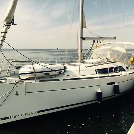 Båthotell Boat & Sailing Torregrande Sinis Yachting
