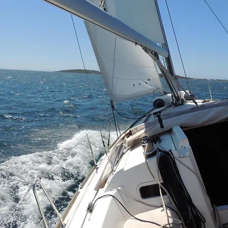 Båthotell Boat & Sailing Torregrande Sinis Yachting Oristano