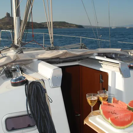 Boat & Sailing Torregrande Sinis Yachting *
