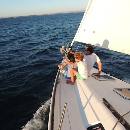 Boat & Sailing Torregrande Sinis Yachting * Oristano